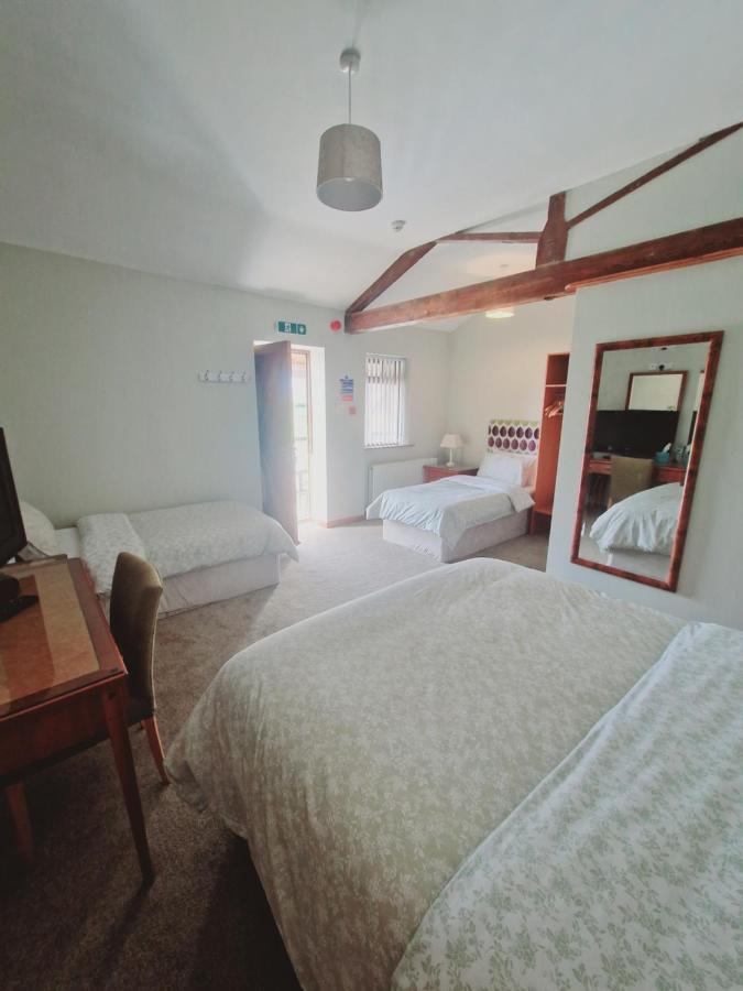 The Bosville Arms Rudston 外观 照片